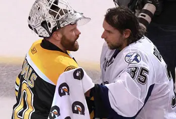 Like Tim Thomas, a contemporary, Dwayne Roloson adapted to the game&rsquo;s changes.