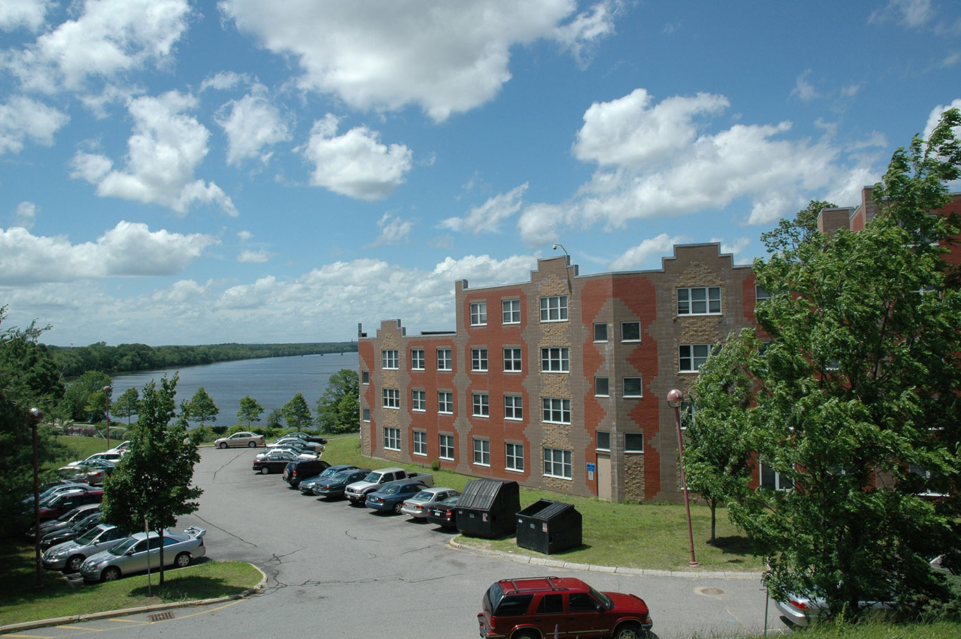 Residence Halls | Residence Life | UMass Lowell